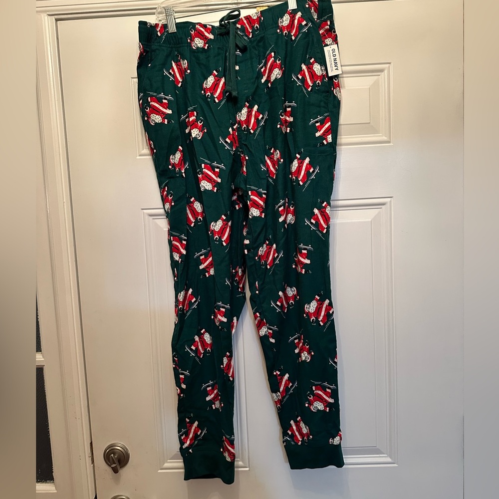 NWT Old Navy green santa print pajama pants with cuffs at ankles size large
